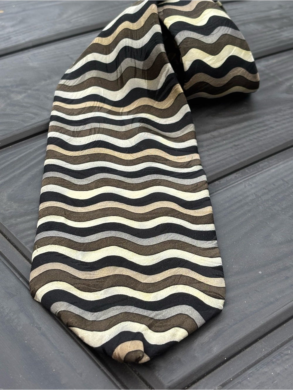 Long Vintage 90s ZIGGURAT 100% Silk Tie Made in USA of Imported Silk Wavy Stripe